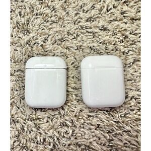 Lot Of 2 Apple Airpods First Generation Working & For Parts *READ DESCRIPTION*